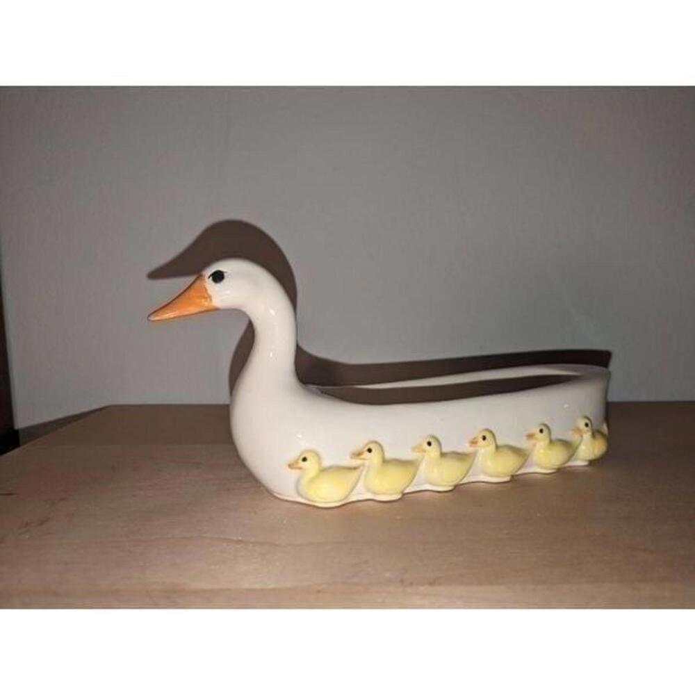 Fitz and Floyd? Vintage Duck ducklings serving dish planter or cracker holder is